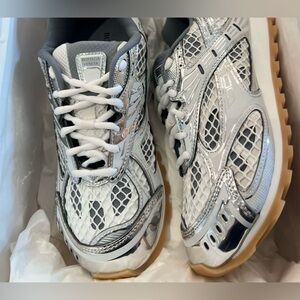 Bottega Venata Orbit sneakers